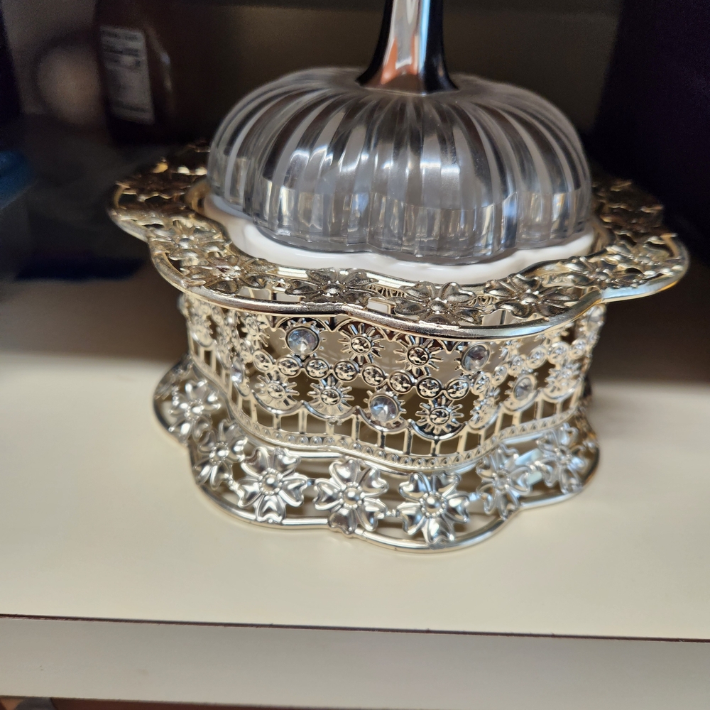 Elegant Silver Turkish Dish/Jewelry Box with Crystal Lid